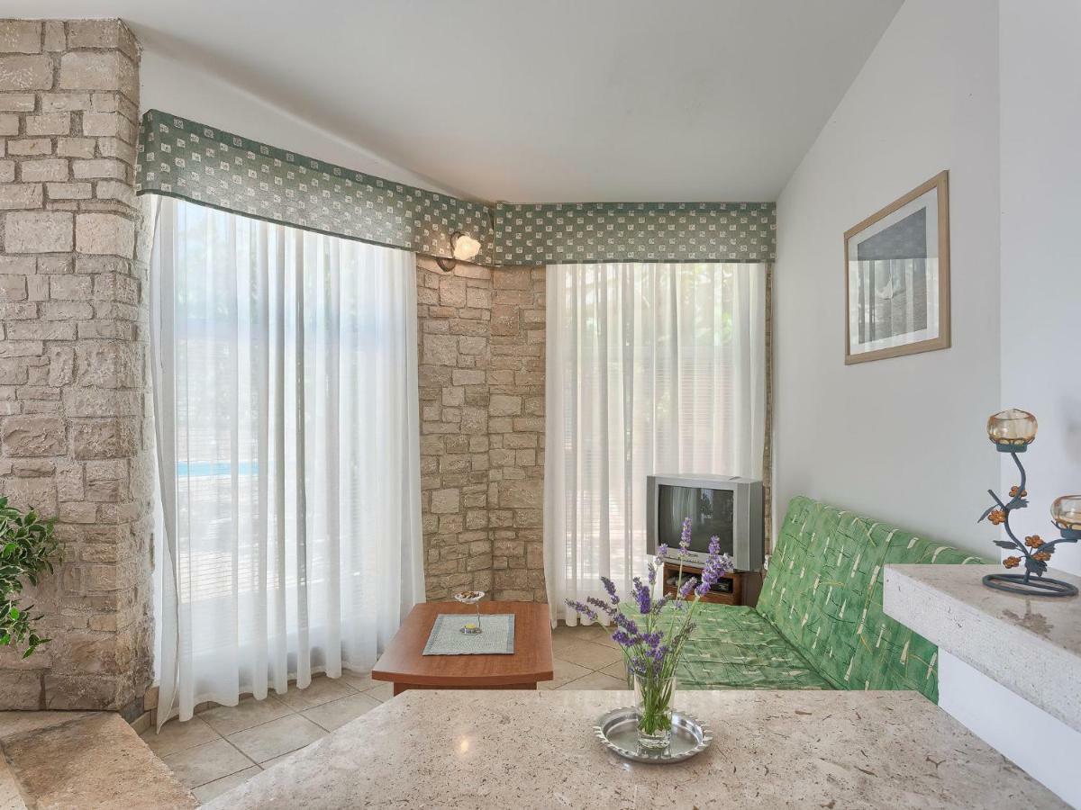 Holiday Home Christa Krnica Exterior foto